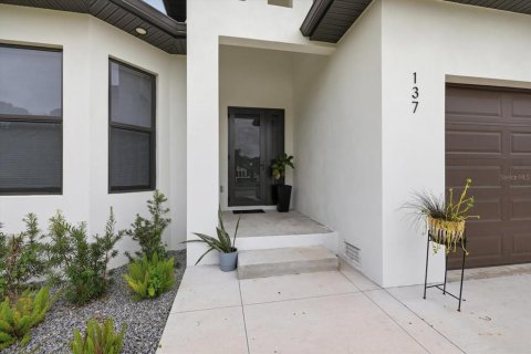 House in Rotonda, Florida 3 bedrooms, 162.21 sq.m. № 2421685 - photo 4