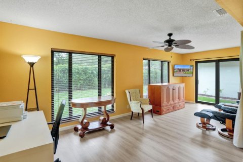 Villa ou maison à vendre à Deerfield Beach, Floride: 2 chambres, 134.06 m2 № 2397928 - photo 21