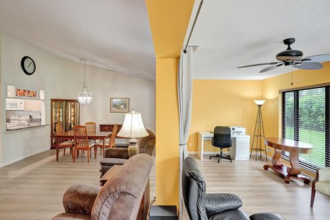 Villa ou maison à vendre à Deerfield Beach, Floride: 2 chambres, 134.06 m2 № 2397928 - photo 19