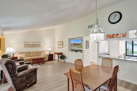 Villa ou maison à vendre à Deerfield Beach, Floride: 2 chambres, 134.06 m2 № 2397928 - photo 13