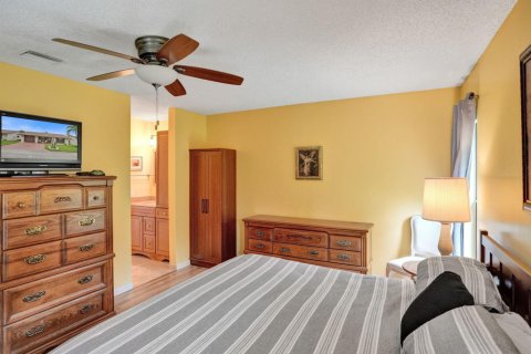Villa ou maison à vendre à Deerfield Beach, Floride: 2 chambres, 134.06 m2 № 2397928 - photo 23