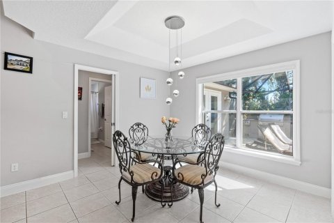House in Palm Coast, Florida 4 bedrooms, 223.24 sq.m. № 1908825 - photo 6