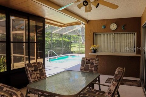 Villa ou maison à vendre à Hudson, Floride: 2 chambres, 141.12 m2 № 2429399 - photo 27