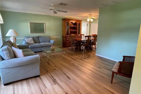 Villa ou maison à vendre à Hudson, Floride: 2 chambres, 141.12 m2 № 2429399 - photo 4