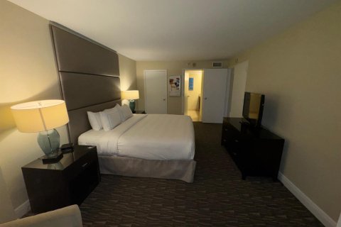 Condo in Fort Lauderdale, Florida, 1 bedroom № 2081555 - photo 8
