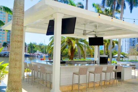 Condo in Fort Lauderdale, Florida, 1 bedroom № 2081555 - photo 17