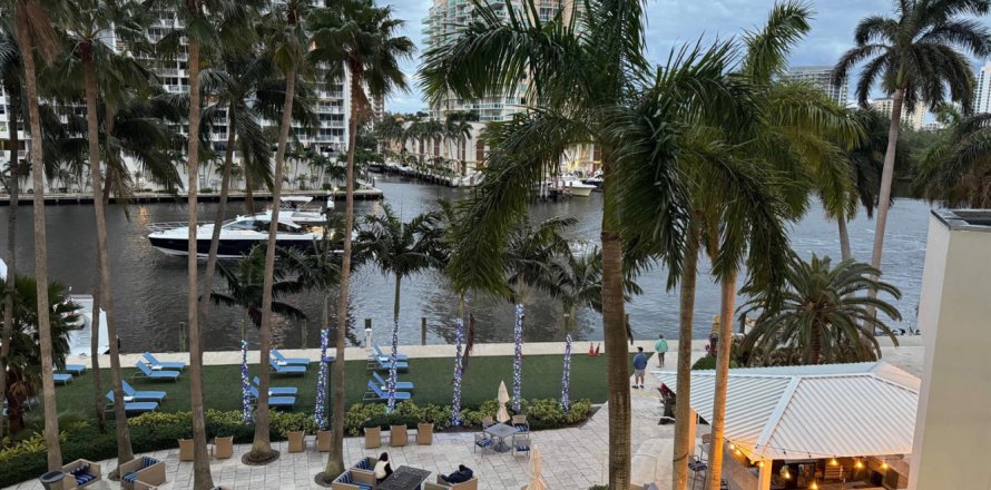 Condo in Fort Lauderdale, Florida, 1 bedroom № 2081555