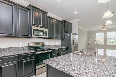 Touwnhouse à louer à Lutz, Floride: 3 chambres, 173.91 m2 № 2101227 - photo 7