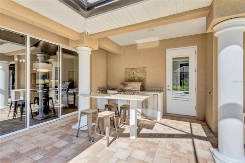 House in Bradenton, Florida 4 bedrooms, 312.71 sq.m. № 1744350 - photo 7