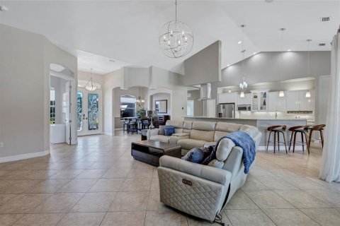 House in Bradenton, Florida 4 bedrooms, 312.71 sq.m. № 1744350 - photo 12