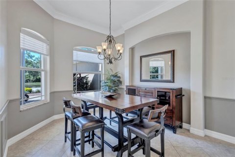 House in Bradenton, Florida 4 bedrooms, 312.71 sq.m. № 1744350 - photo 24