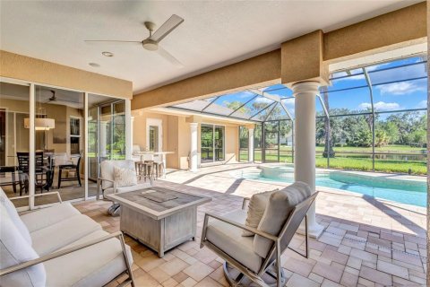 House in Bradenton, Florida 4 bedrooms, 312.71 sq.m. № 1744350 - photo 8