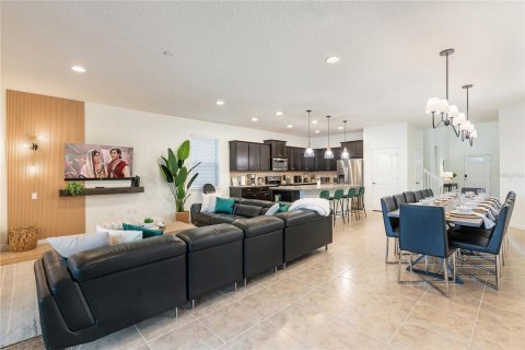 Villa ou maison à vendre à Kissimmee, Floride: 8 chambres, 375.42 m2 № 1591736 - photo 7