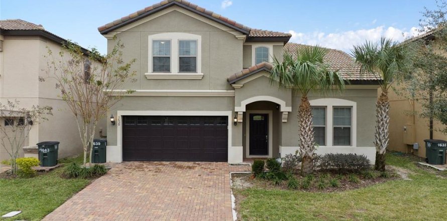Villa ou maison à Kissimmee, Floride 8 chambres, 375.42 m2 № 1591736