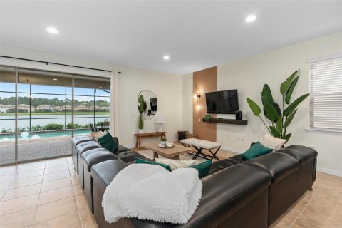 Villa ou maison à vendre à Kissimmee, Floride: 8 chambres, 375.42 m2 № 1591736 - photo 6