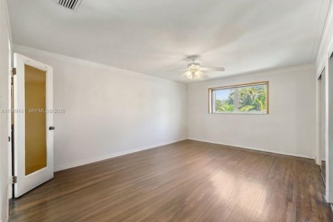 Villa ou maison à vendre à Pinecrest, Floride: 5 chambres, 355.54 m2 № 2146437 - photo 11