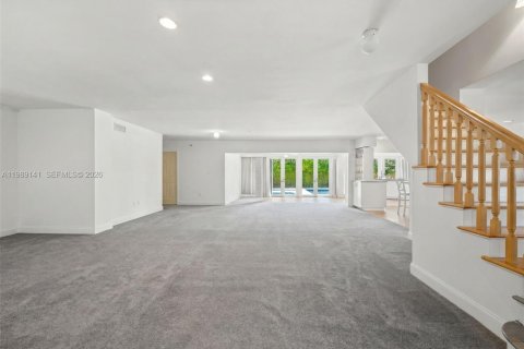 Villa ou maison à vendre à Pinecrest, Floride: 5 chambres, 355.54 m2 № 2146437 - photo 6