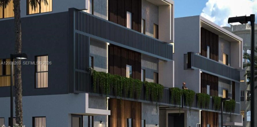 Terrain à Miami, Floride № 2066176