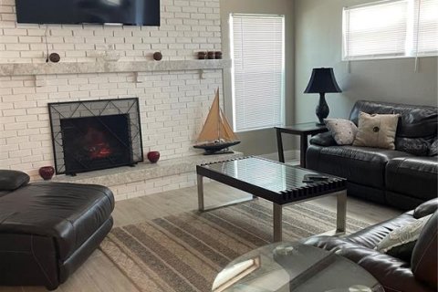 Casa en alquiler en Tierra Verde, Florida, 3 dormitorios, 155.89 m2 № 1895152 - foto 11