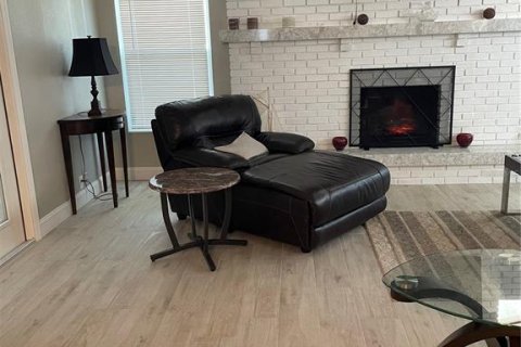 Casa en alquiler en Tierra Verde, Florida, 3 dormitorios, 155.89 m2 № 1895152 - foto 10