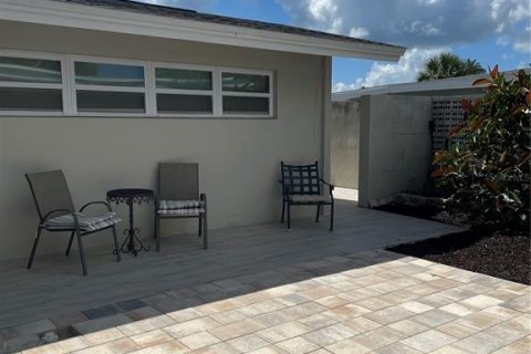 Casa en alquiler en Tierra Verde, Florida, 3 dormitorios, 155.89 m2 № 1895152 - foto 3