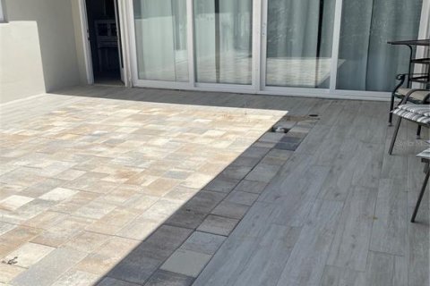 Casa en alquiler en Tierra Verde, Florida, 3 dormitorios, 155.89 m2 № 1895152 - foto 4