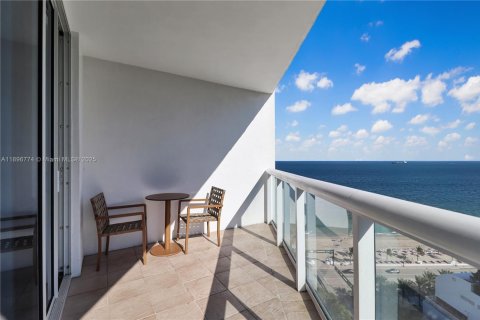 Hotel in Fort Lauderdale, Florida 1 bedroom, 49.52 sq.m. № 2154445 - photo 10