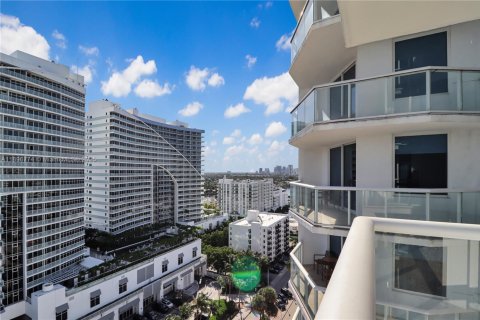 Hotel in Fort Lauderdale, Florida 1 bedroom, 49.52 sq.m. № 2154445 - photo 12