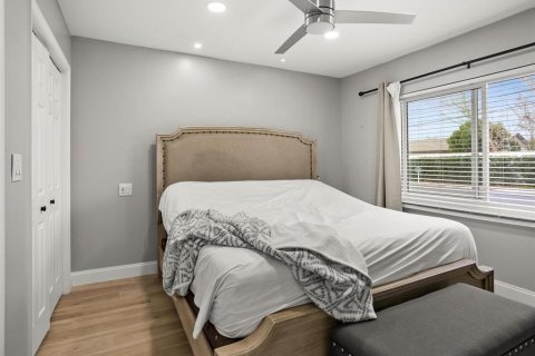 Condo in Seminole, Florida, 2 bedrooms  № 1550413 - photo 18