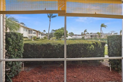 Condo in Seminole, Florida, 2 bedrooms  № 1550413 - photo 11