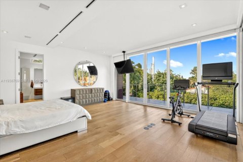 Villa ou maison à louer à Miami Beach, Floride: 6 chambres, 407.38 m2 № 1996939 - photo 14