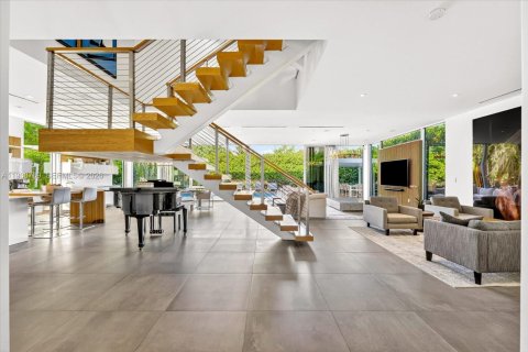 Villa ou maison à louer à Miami Beach, Floride: 6 chambres, 407.38 m2 № 1996939 - photo 4