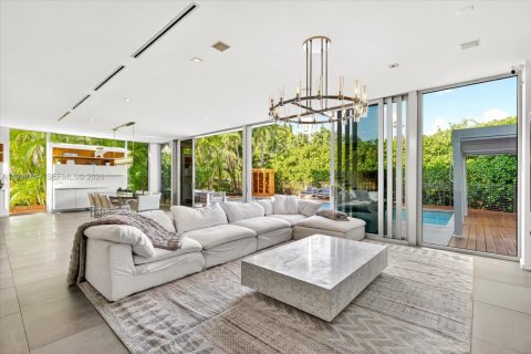 Villa ou maison à louer à Miami Beach, Floride: 6 chambres, 407.38 m2 № 1996939 - photo 5