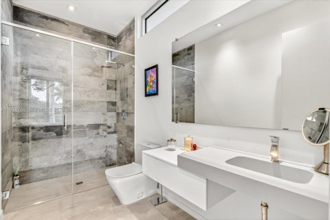 Villa ou maison à louer à Miami Beach, Floride: 6 chambres, 407.38 m2 № 1996939 - photo 20