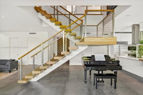 Villa ou maison à louer à Miami Beach, Floride: 6 chambres, 407.38 m2 № 1996939 - photo 8