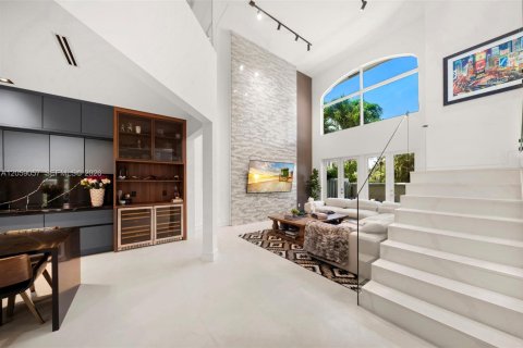 House in Sunny Isles Beach, Florida 5 bedrooms, 316.15 sq.m. № 2248165 - photo 19