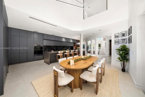 House in Sunny Isles Beach, Florida 5 bedrooms, 316.15 sq.m. № 2248165 - photo 18