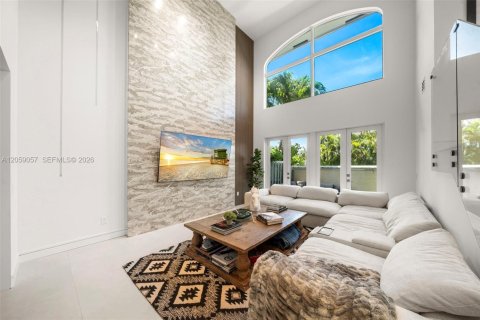 House in Sunny Isles Beach, Florida 5 bedrooms, 316.15 sq.m. № 2248165 - photo 21