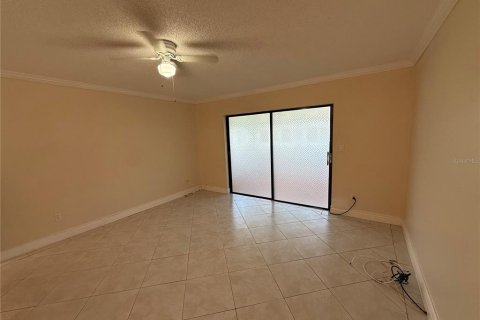 House in Pinellas Park, Florida 2 bedrooms, 90.58 sq.m. № 2155823 - photo 16