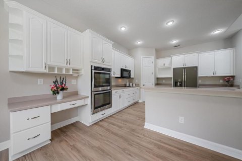 Casa en venta en Tampa, Florida, 6 dormitorios, 342.72 m2 № 2213189 - foto 28