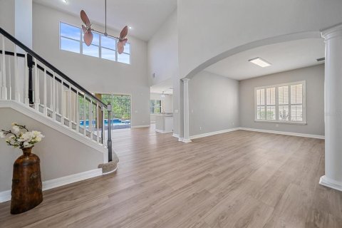 Casa en venta en Tampa, Florida, 6 dormitorios, 342.72 m2 № 2213189 - foto 8
