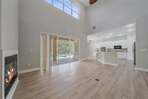 Casa en venta en Tampa, Florida, 6 dormitorios, 342.72 m2 № 2213189 - foto 24