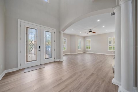 Casa en venta en Tampa, Florida, 6 dormitorios, 342.72 m2 № 2213189 - foto 4