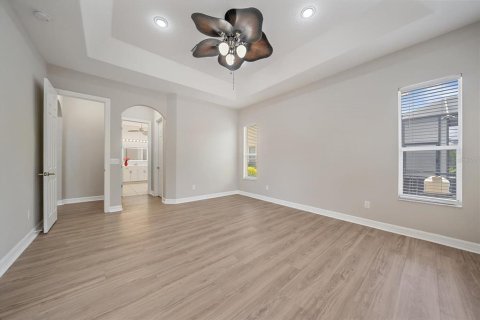 Casa en venta en Tampa, Florida, 6 dormitorios, 342.72 m2 № 2213189 - foto 15