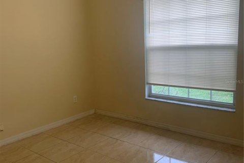 House in Orlando, Florida 4 bedrooms, 165.18 sq.m. № 2203559 - photo 15