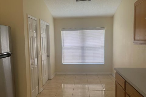 House in Orlando, Florida 4 bedrooms, 165.18 sq.m. № 2203559 - photo 10