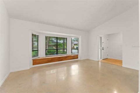 Villa ou maison à vendre à Longwood, Floride: 4 chambres, 180.14 m2 № 2415562 - photo 8