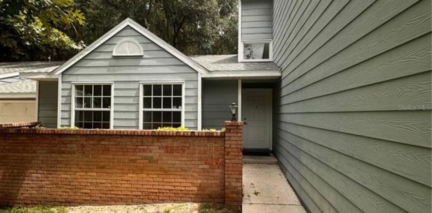 Condominio en Gainesville, Florida, 3 dormitorios № 1821292