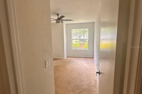 Condominio en alquiler en Gainesville, Florida, 3 dormitorios, 119.84 m2 № 1821292 - foto 5