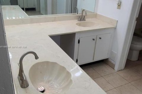 Copropriété à vendre à Aventura, Floride: 1 chambre, 86.03 m2 № 2011732 - photo 27